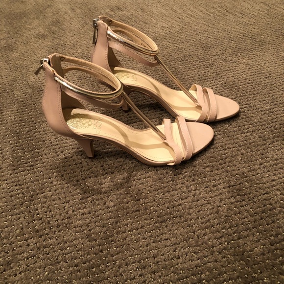 Vince Camuto Shoes - Vince Camuto size 6.5